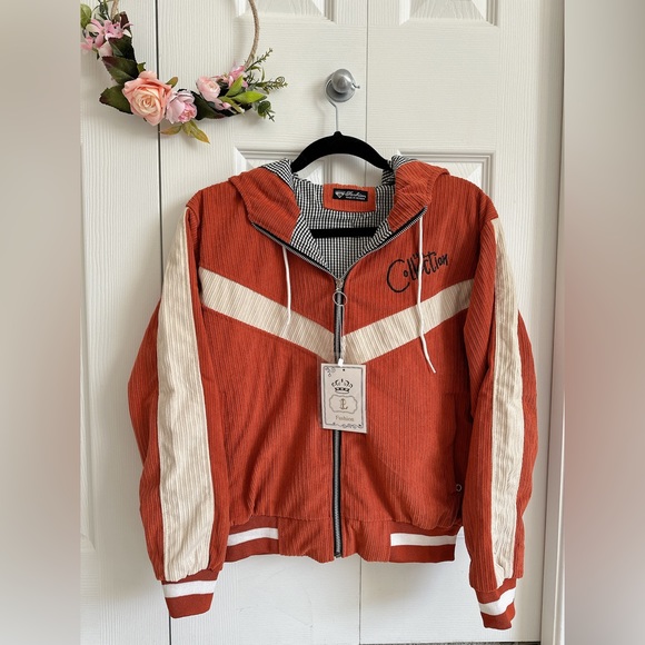 Orange hoodie - Picture 1 of 7